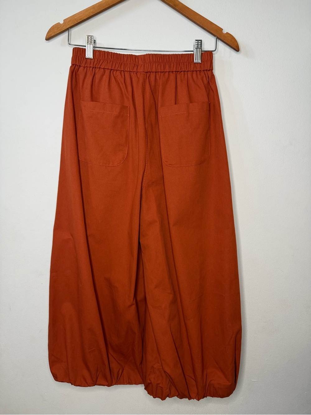 Women’s Elastic Waist Rust Orange Bubble Pants - Picture 2 of 3